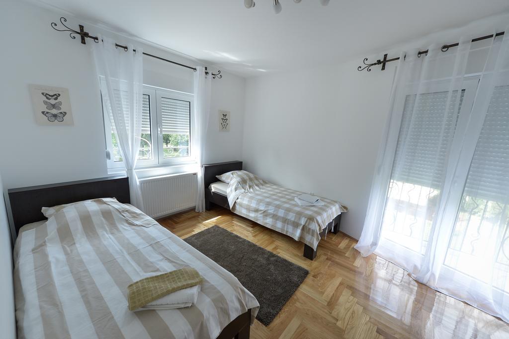 Park Srce Apartments Arandjelovac Quarto foto