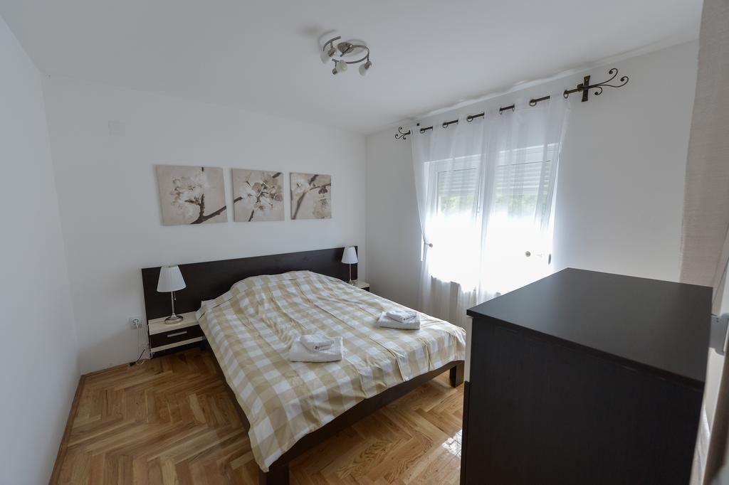 Park Srce Apartments Arandjelovac Quarto foto