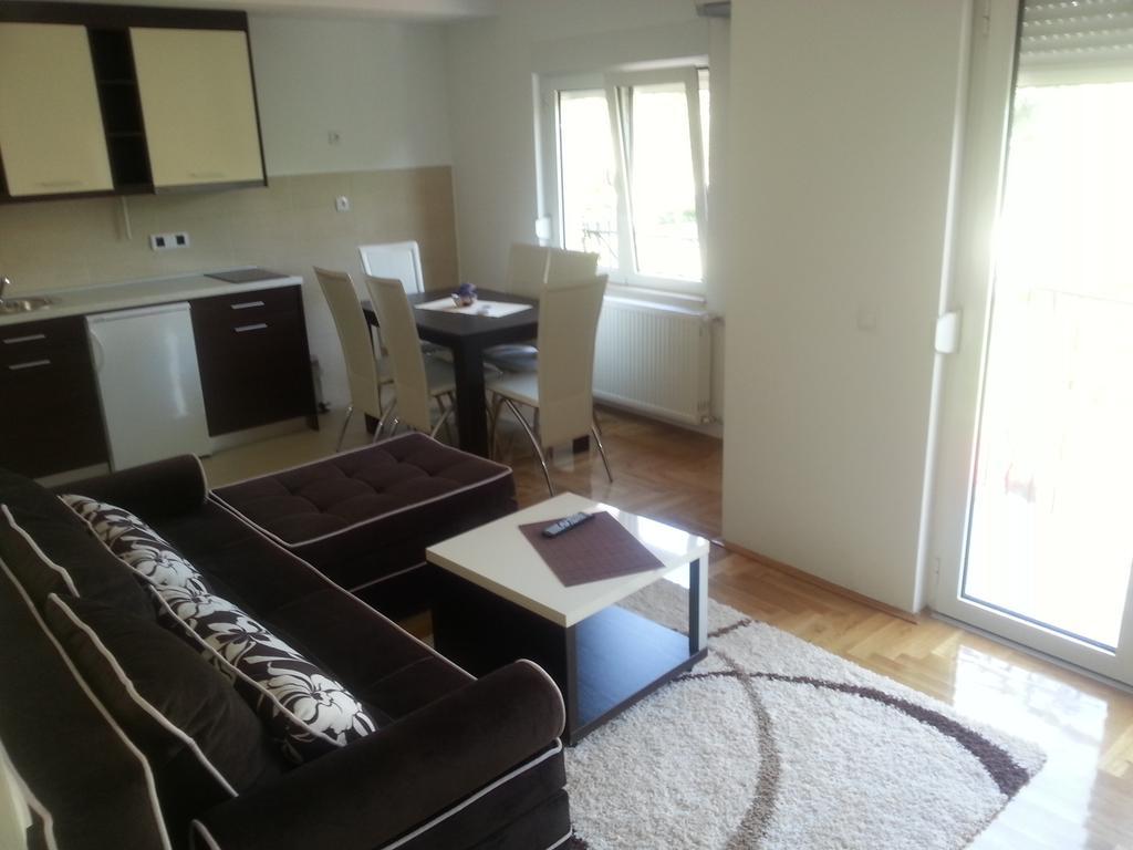 Park Srce Apartments Arandjelovac Quarto foto
